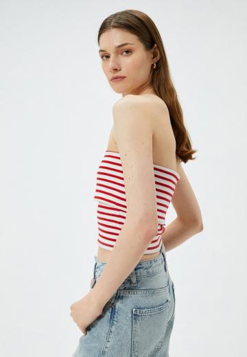 Топ без бретелек