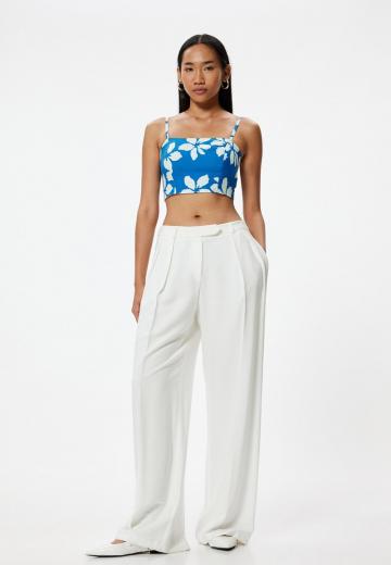 Топ на бретельках