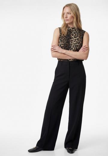 Пуховой жилет