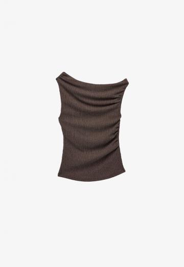 Блузка без рукавов