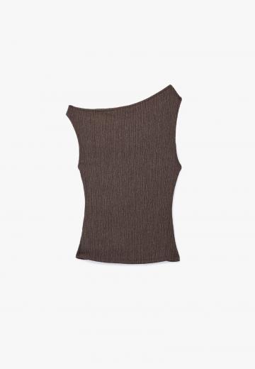 Блузка без рукавов