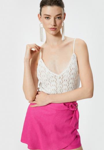 Топ на бретельках