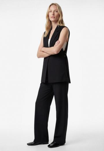 Длинный жилет