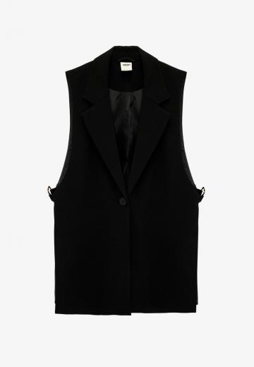 Длинный жилет