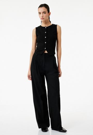 Джинсовая жилетка