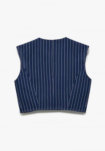 Джинсовая жилетка