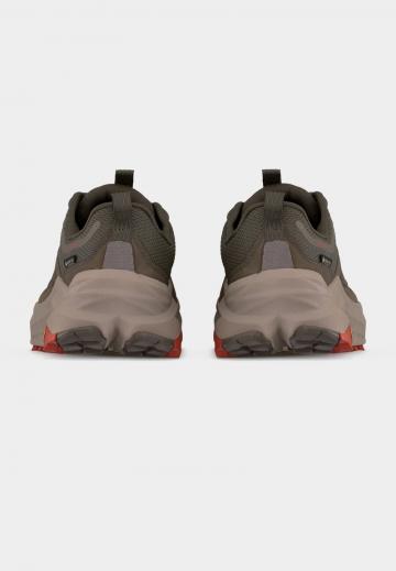 Беговые кроссовки