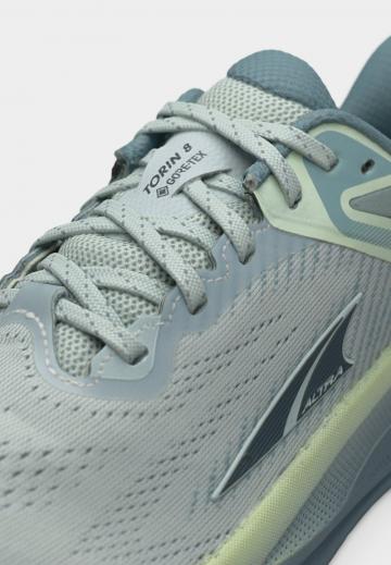 Беговые кроссовки