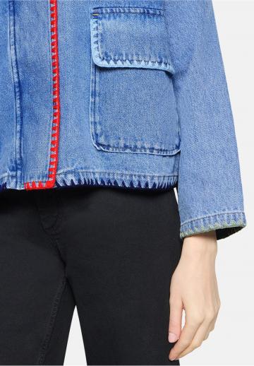 Джинсовая куртка