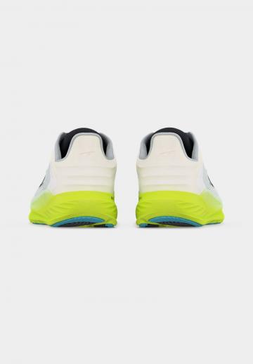 Беговые кроссовки