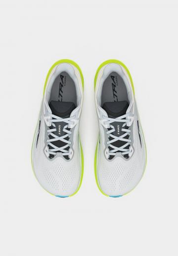 Беговые кроссовки