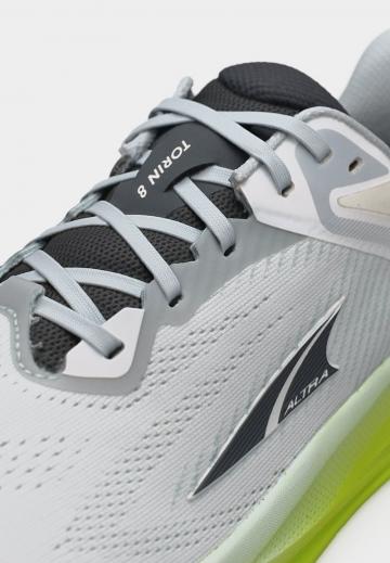 Беговые кроссовки