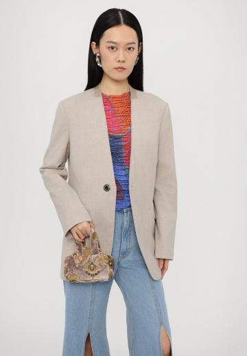 Джинсы бойфренда