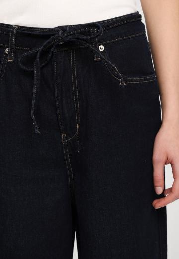 Джинсы бойфренда