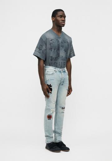 Узкие джинсы