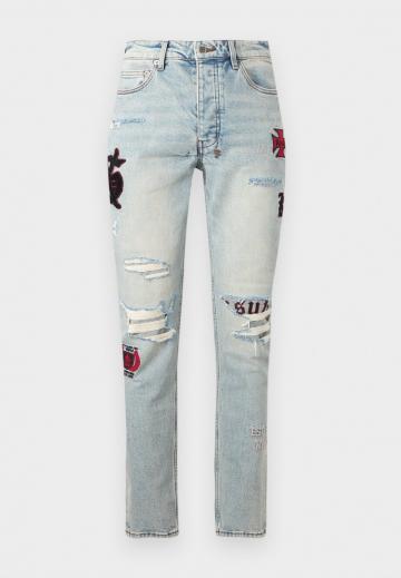 Узкие джинсы