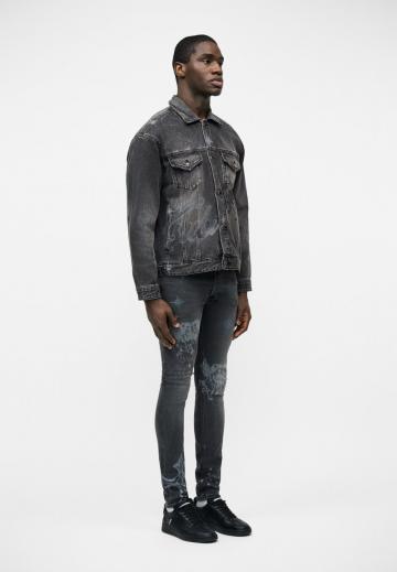 Джинсовая куртка