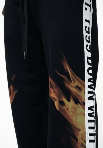 Спортивные штаны