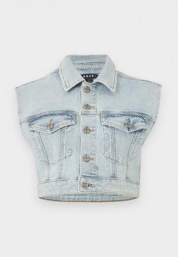 Короткая куртка