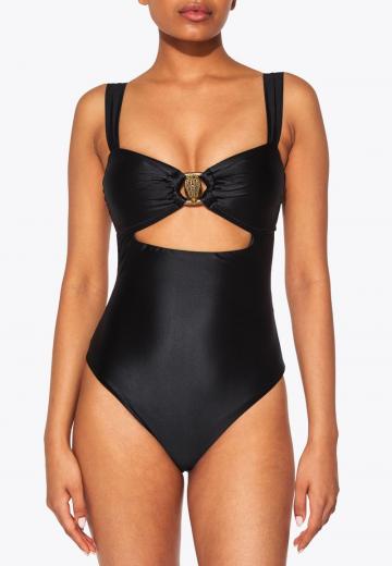 Слитный купальник