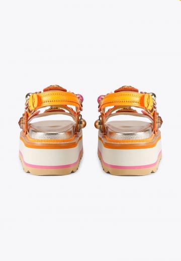 Босоножки на платформе