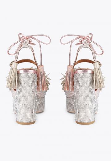 Босоножки на платформе