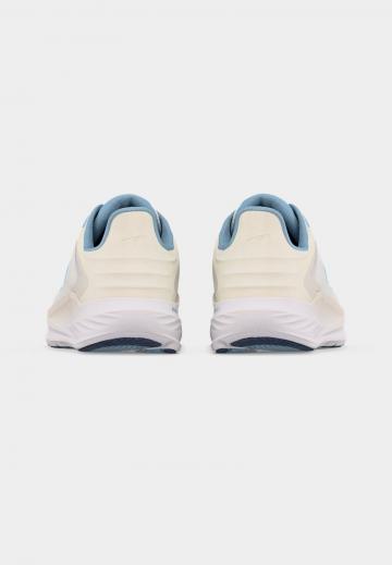 Беговые кроссовки