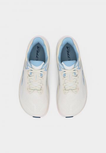 Беговые кроссовки