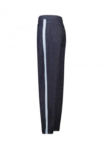 Свободные джинсы