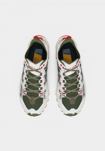 Беговые кроссовки