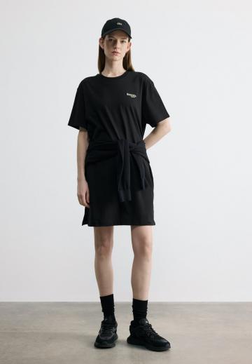 Короткое платье