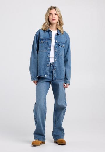 Прямые джинсы