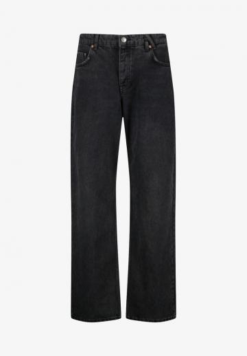 Клешеные джинсы