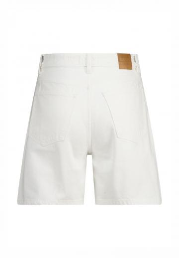 Джинсовые шорты