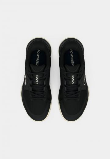 Теннисные кроссовки