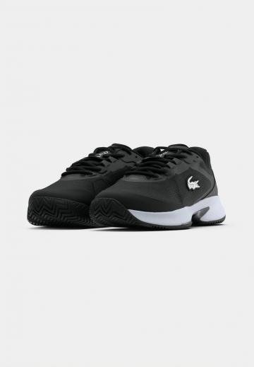 Теннисные кроссовки