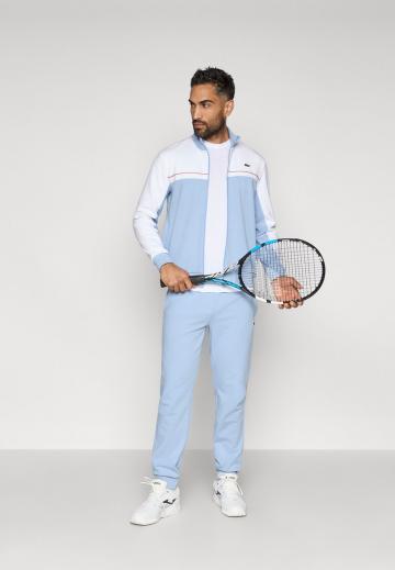 Спортивная куртка