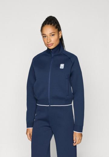 Спортивная толстовка