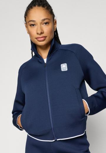 Спортивная толстовка