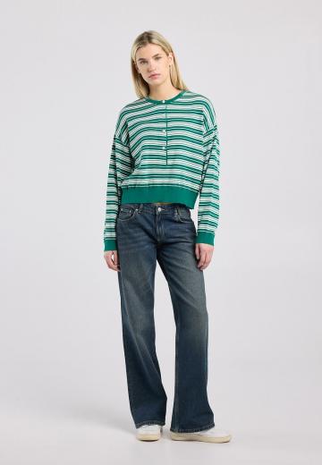 Пуловер в полоску