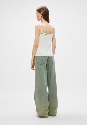 Топ на бретельках