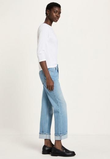 Прямые джинсы