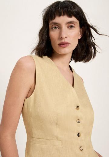 Джинсовая жилетка