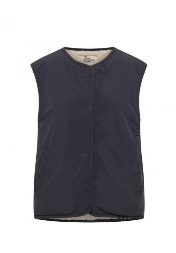 Пуховой жилет