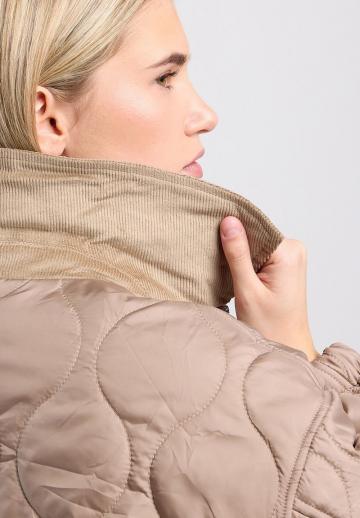 Зимняя куртка