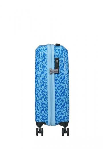 Чемодан на колесах