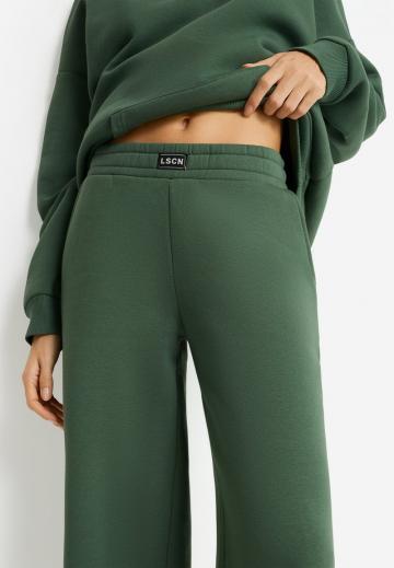 Спортивные штаны