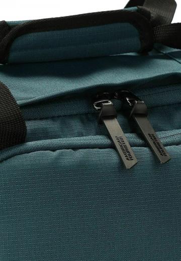 Чемодан на колесах