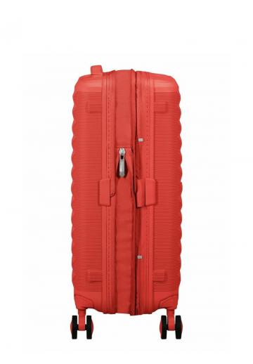 Чемодан на колесах