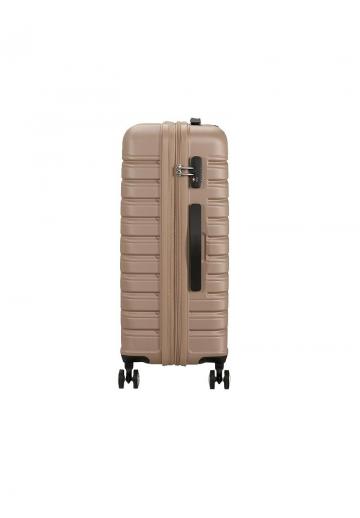 Чемодан на колесах